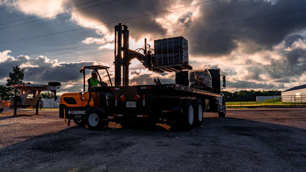 GoLoadMac 855 4-Way truck mounted forklift exterior product image in Spencerville, Indiana.